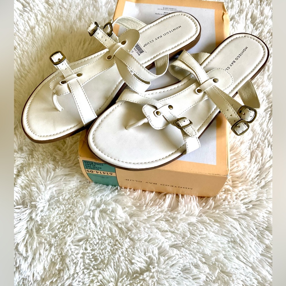 NEW-Women’s Flat Sandal